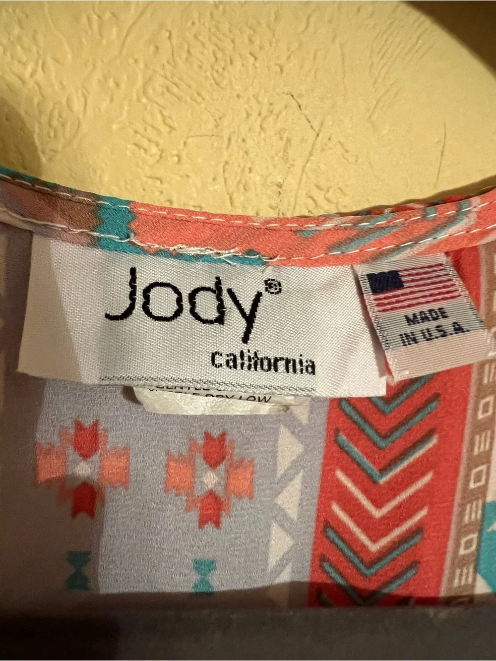 Jody Aztec Print Lightweight Kimono Wrap in Coral & Teal